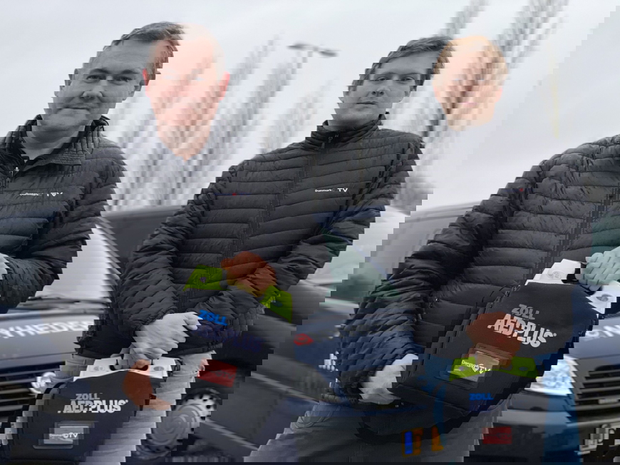 Nu er der hjertestartere i lokale tv-biler