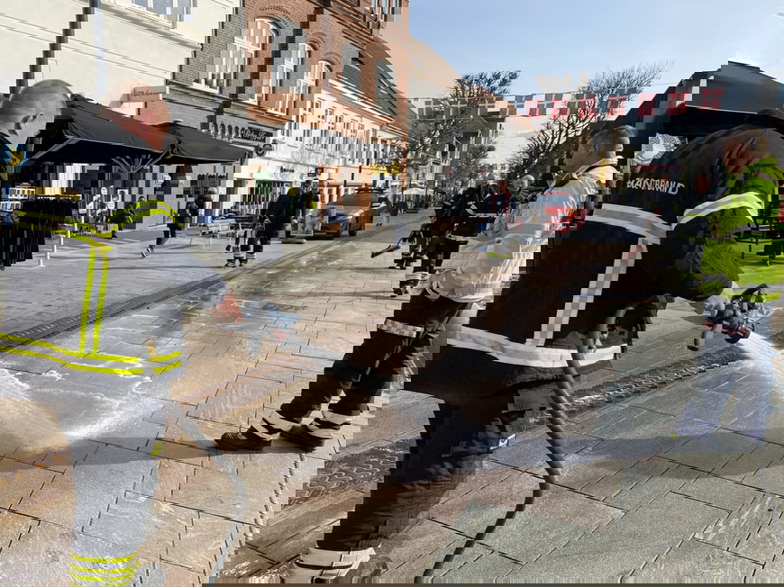 Brandvæsnet måtte spule dele af Gothersgade