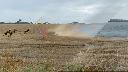 Brandvæsnet kaldt ud til markbrand