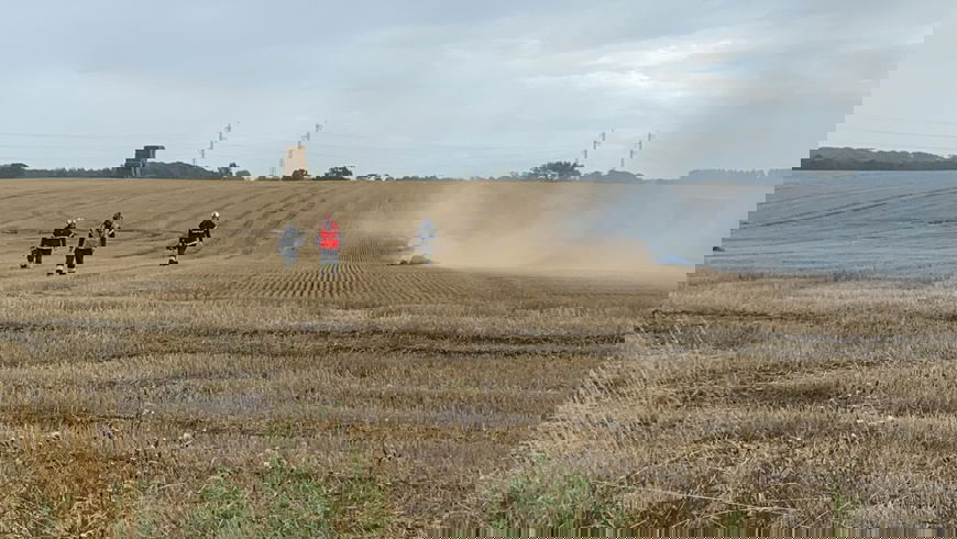 Brandvæsnet kaldt ud til markbrand