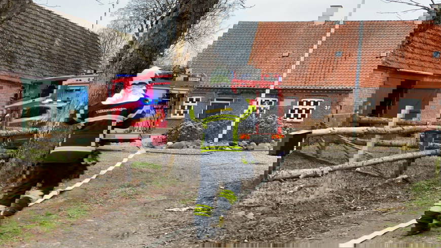 TrekantBrand kaldt ud til gårdbrand i Bøgeskov