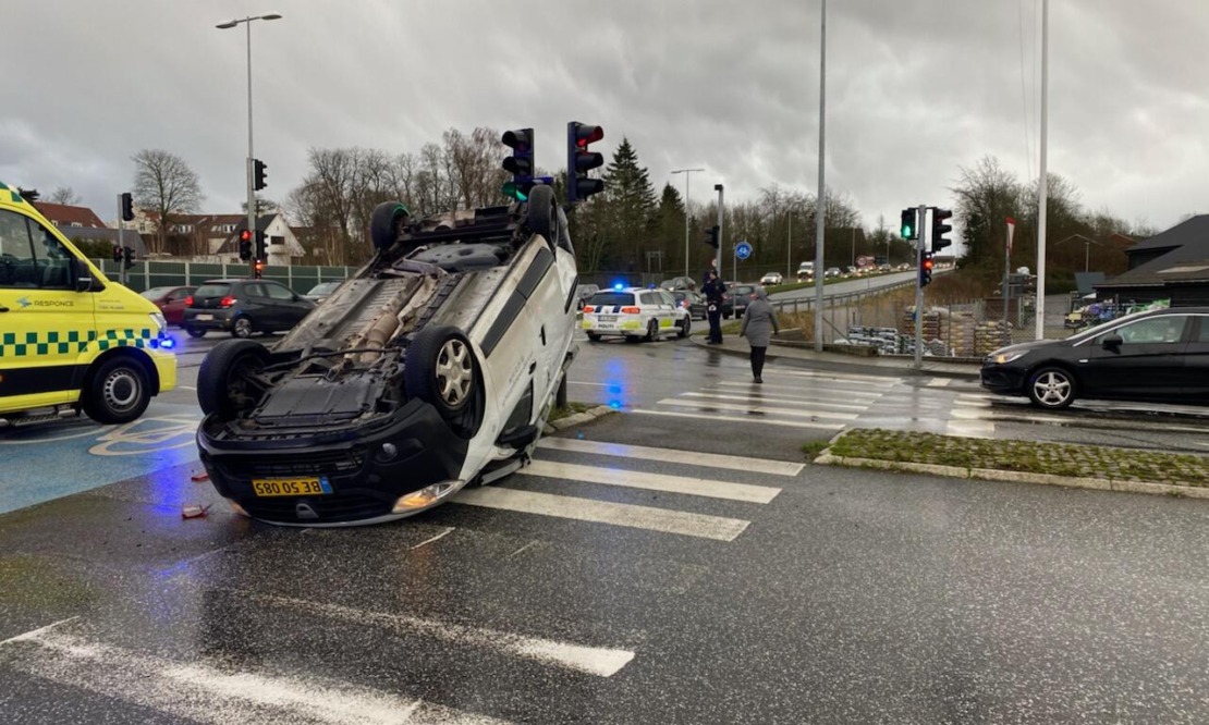 Større Trafikulykke - DanmarkC TV