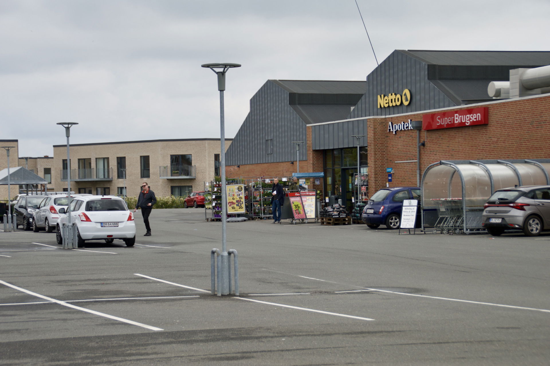 Citroen stjålet ved SuperBrugsen på Nymarksvej