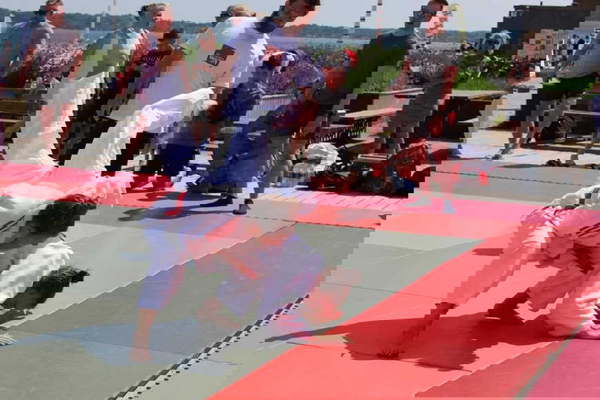 Udendørs kampsportsevent indtager Østerstrand